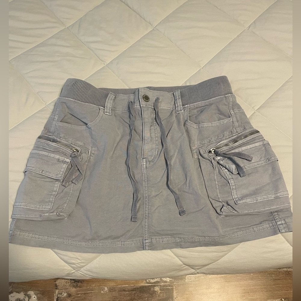 AE Snappy Stretch High-Waisted Cargo Mini Skort